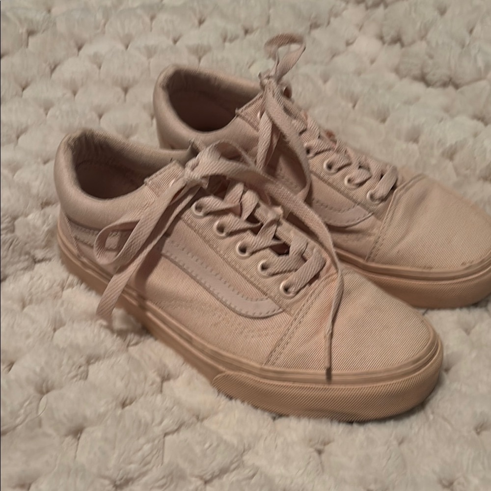 Women's Tan Sneakers
